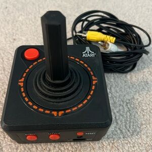 Classic Atari - plug in and play